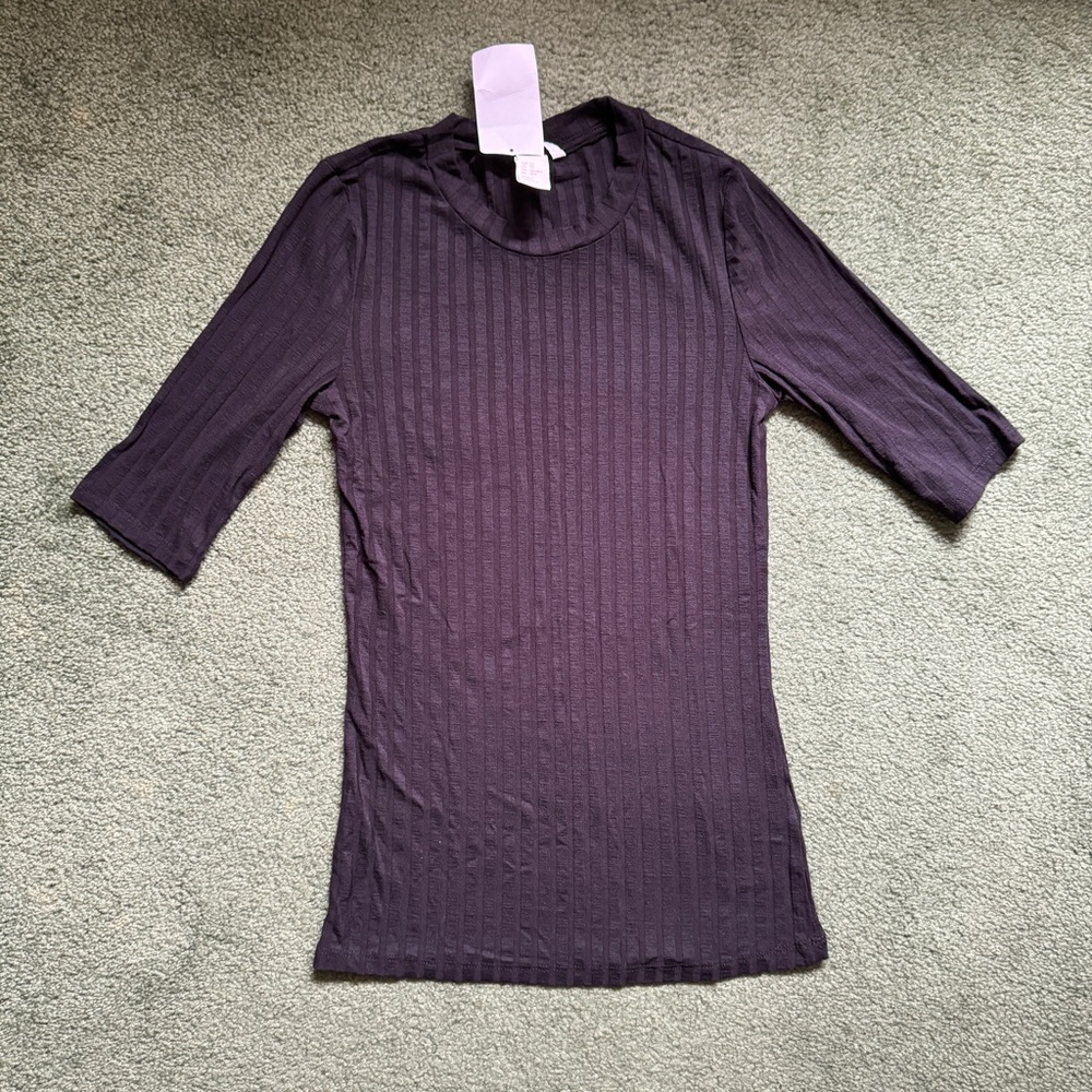 NWT H&M Black Short Elbow Sleeve Ribbed Crew Neck Top - Size XS